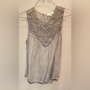 ⭐️ENTRO Sleeveless Top/Blouse⭐️